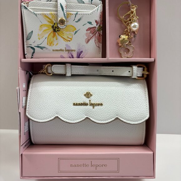 Nanette Lepore - 4 Piece Box Gift Set - Bag/ Wallet / Card Case /Key Chain- NWT - Picture 2 of 12
